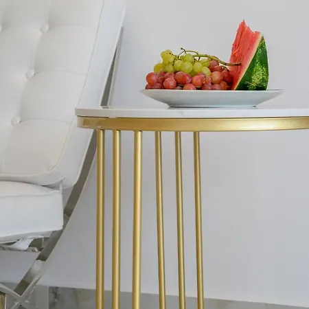 דירה Dionisos ליקסורי