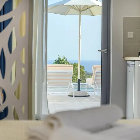 Dionisos ליקסורי