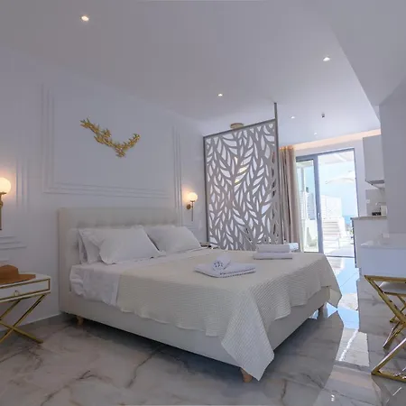 Dionisos Apartment *