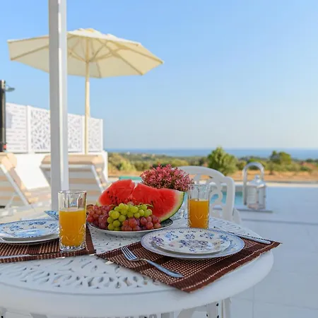 Dionisos Apartment